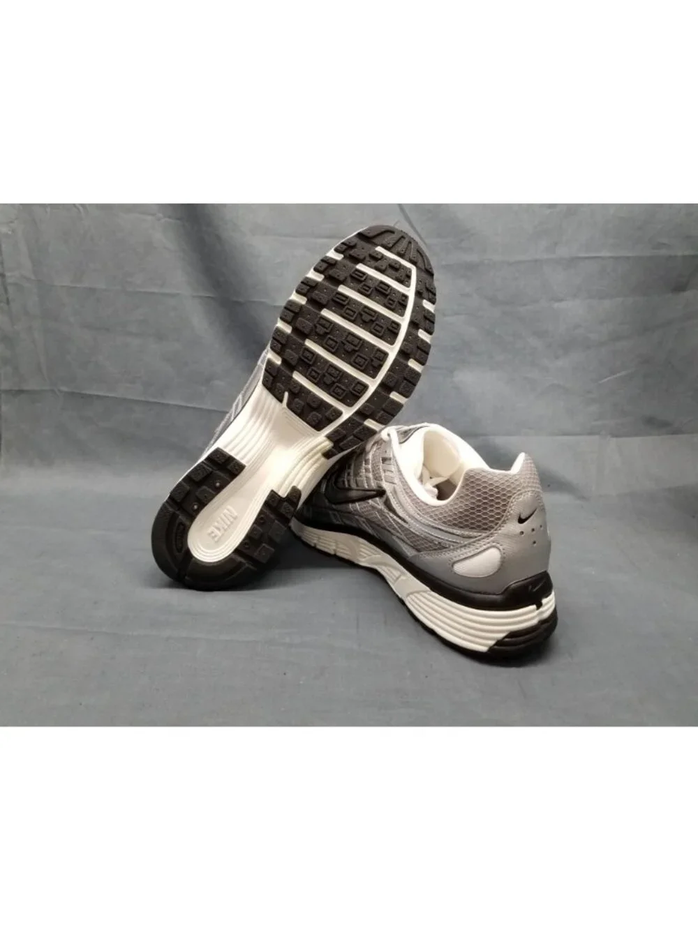 Nike P-6000 Sneakers Metallic Silver CN0149 001 Men's Size 12 NEW NO BOX!